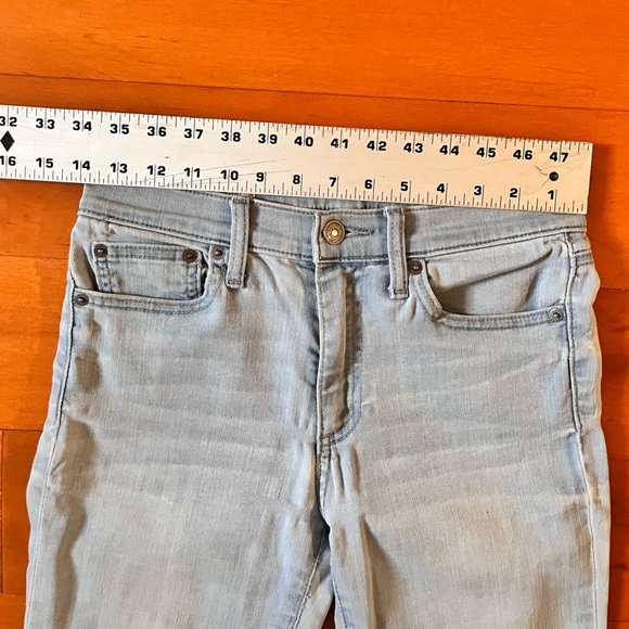 Gap Slim Straight Mid Rise Jeans - Picture 2 of 10